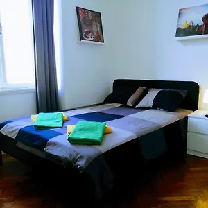 https://pula-center-apartments-and-rooms.pula-hotels.org